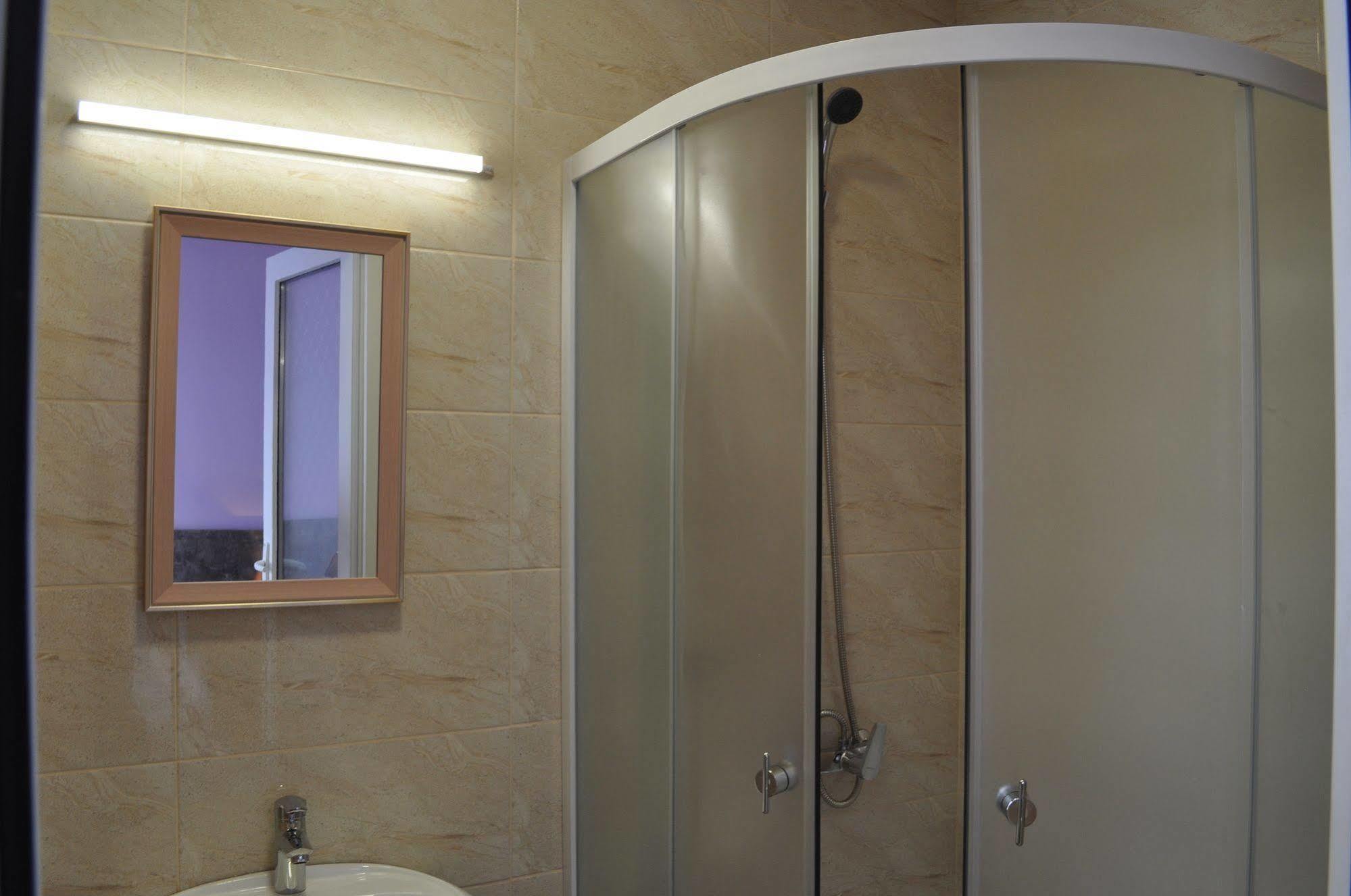 Tiflis Avlabari Hotel Екстериор снимка